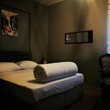 Dudes Hotel